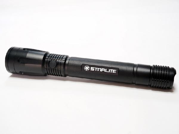Prüfung heißer der Arbeitszeit des Weiß IP67 der Verkaufsleichter salziger Hochleistungsbatterie 2AAA handlicher langer der geführten Fackel kleiner Stift