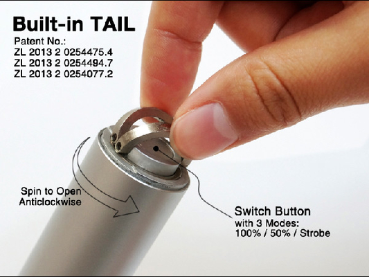 Eingebranntes kundengerechtes Lumen LED Keychain Taschenlampen-140 mit Batterie 3AAA