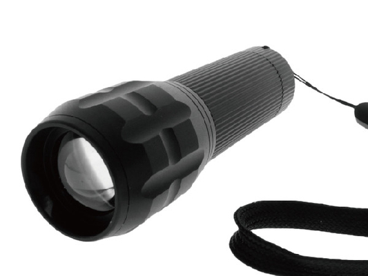 3 * Metallfackel-Trachtenmode XMLs T6 Taschenlampe AAA-Batterien EDC LED