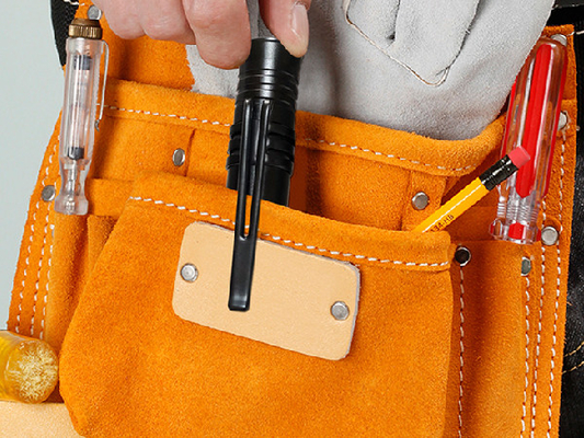 Lumen des Haushalts-130 führte Taschenlampen-Handgrößen-hohe Helligkeit mit Stift-Klipp