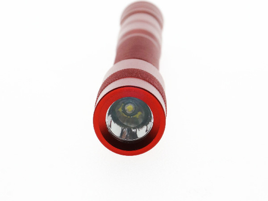 Stift-Taschenlampen-Aluminiumlegierungs-Material 2 Supermacht Cree-LED * AAA-Batterien