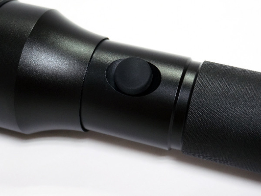 IPX7 LED Edc Wasserbeständigkeit der Taschen-Taschenlampen-IPX7 mit 3 * d-Batterien