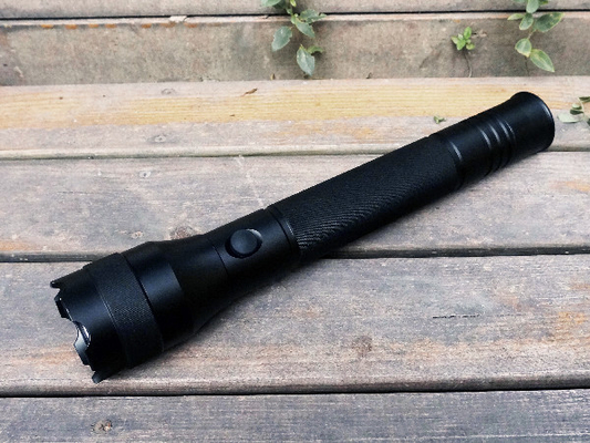 IPX7 LED Edc Wasserbeständigkeit der Taschen-Taschenlampen-IPX7 mit 3 * d-Batterien