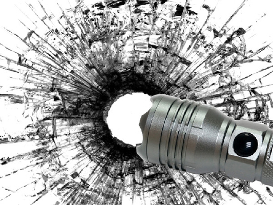 Radioapparat, der die 12 Volt-Gewitterleuchte, wieder aufladbare geführte Fackel auflädt