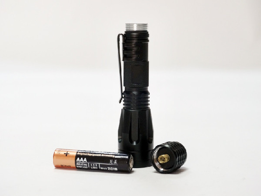 Mini Taschenlampen-Metallnachtfackel-Art im Freien kundengebundenes LOGO der Aluminiumlegierungs-LED