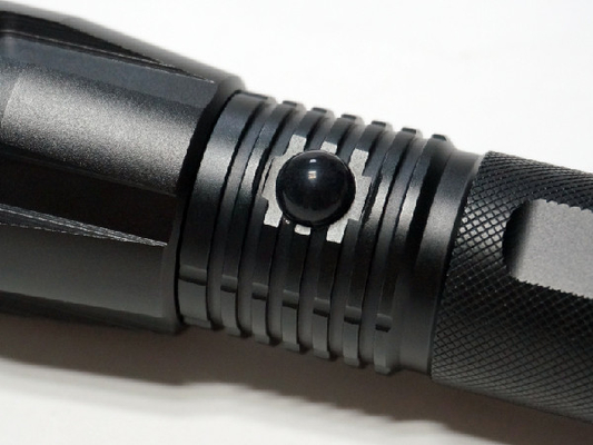 Aero Grad-Militärgrad-taktischer Taschenlampen-Drucktastenschalter des Röhrenblitz-8Hz