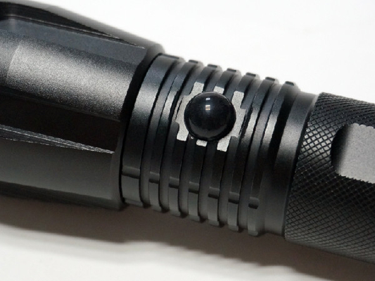 500 harte Beanspruchung führte Lumen Cree-T6 Farbetemp der Taschenlampen-6400K für das Suchen