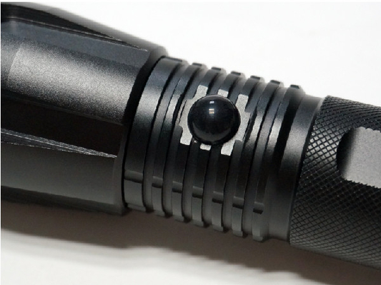 Führte schwarze Farbe geführte elektrische Fackel, Notwehr Taschenlampen-Industriedesign