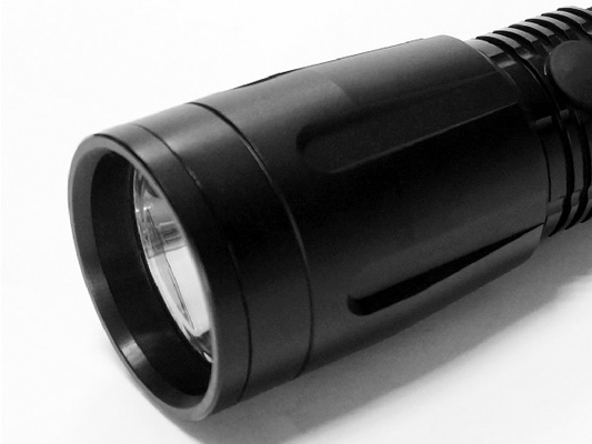 Wasserdichter Cree-taktische Taschenlampe, taktische Taschenlampen Xmlt6 für Strafverfolgung
