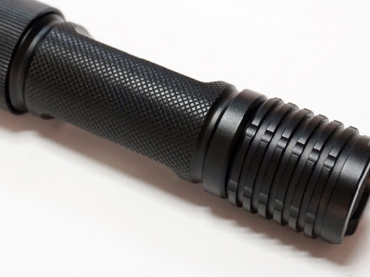IPX7 imprägniern geführte Taschenlampe mit Spitzenleistung des Akku-6W