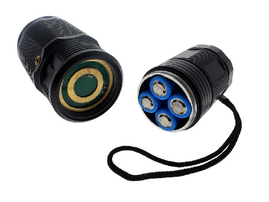 Wieder aufladbare LED Batterien der Hochleistungs-der Taschenlampen-extreme helle 4 * 18650