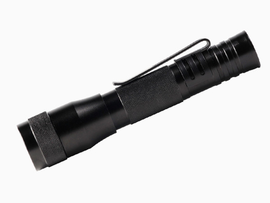 Taschenlampen-Schwarz-Farbe EDC-Helligkeit Cree-LED Keychain mit rotem Filter