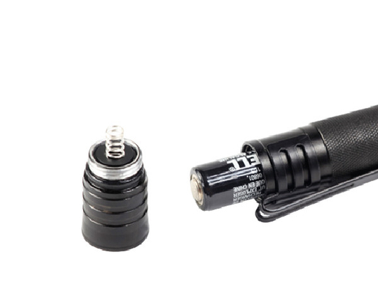 Strahln-Abstand der schwarze Farbeaaa Keychain Taschenlampen-wasserdichter hohen Helligkeits-46m