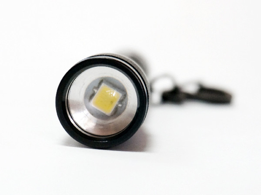 Strahln-Abstand der Aluminiumlegierungs-Handfackel-LED Keychain der Taschenlampen-40m