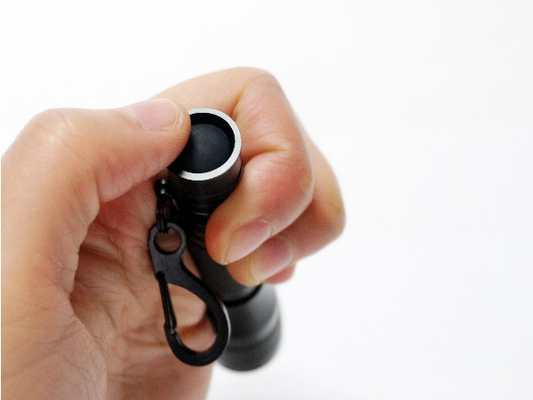 Strahln-Abstand der Aluminiumlegierungs-Handfackel-LED Keychain der Taschenlampen-40m