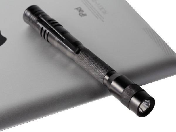 Bunte CREE LED personifizierte Pflegepenlights-Fackel mit starkem Stift-Klipp