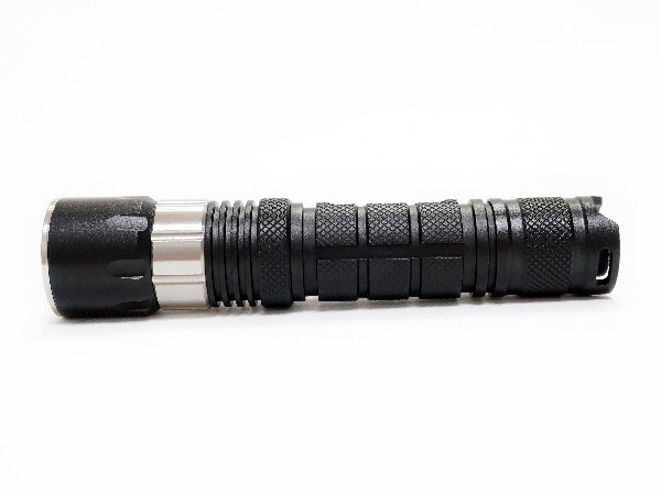 Taschenlampen-flache Linsen-Art 1m Schlagzähigkeit des hohe Helligkeits-Feuerwehrmann-LED